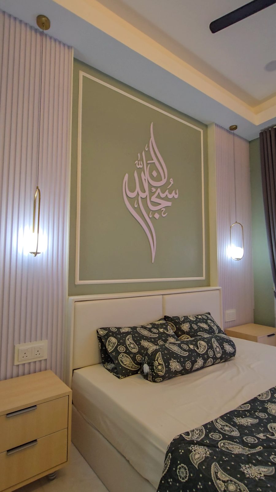 Master bedroom with calligraphy feature wall